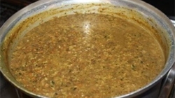 باشگاه خبرنگاران -طرز تهیه پرتله غذای سنتی استان لرستان و خواص آن