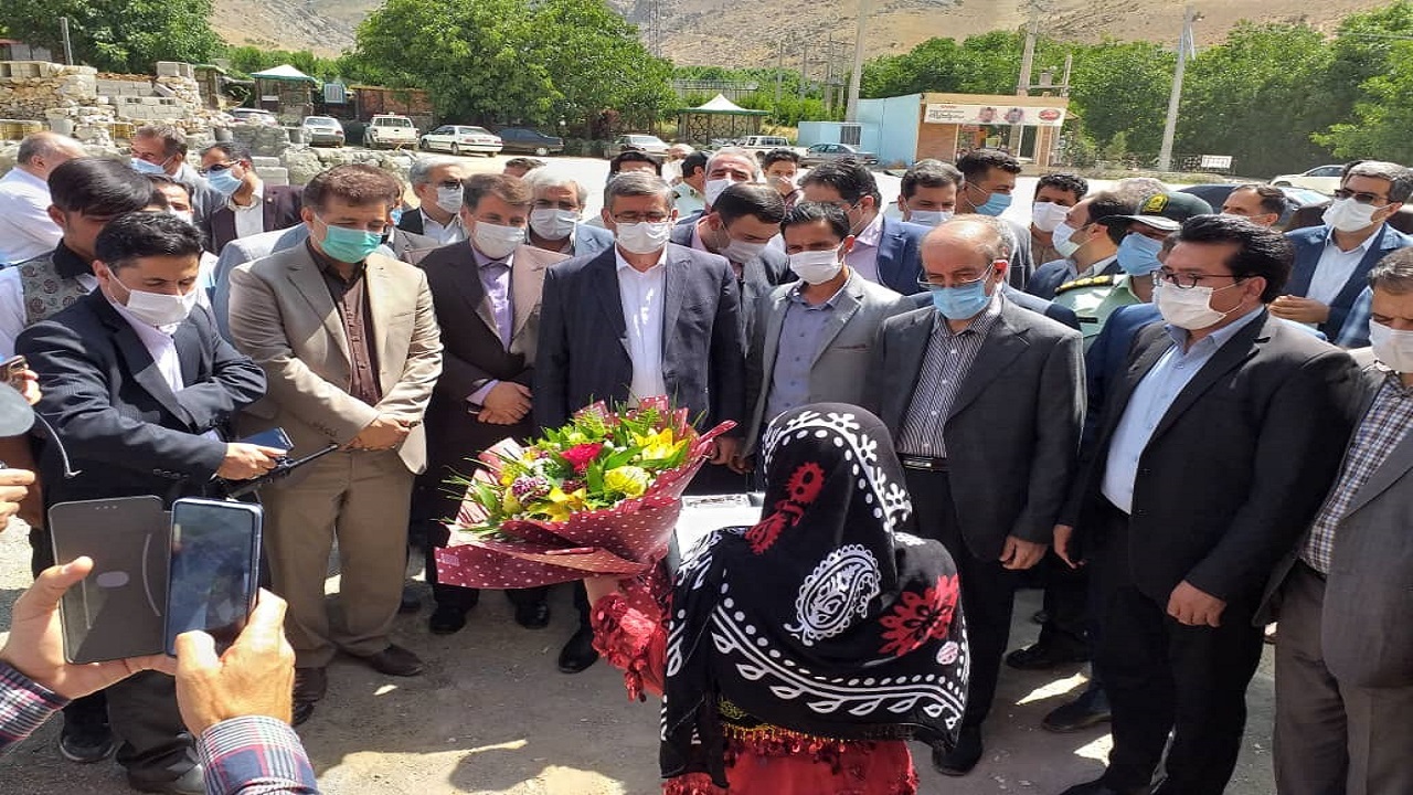 بزرگترین مجتمع گردشگری و سفره خانه سنتی شهرستانی استان همدان به بهره برداری رسید