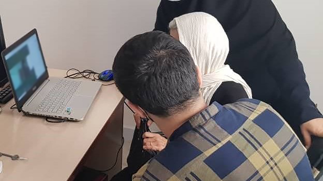 ملاقات تصویری زندانیان و خانواده های آنان در گلستان