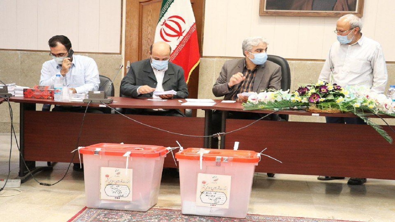 آغاز بازشماری آرای صندوق‌های انتخابات شورای شهر بوئین‌زهرا
