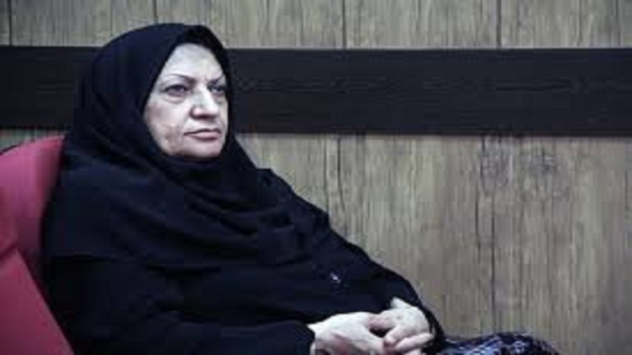 عشق به نوشتن رهایم نمی‌کند!