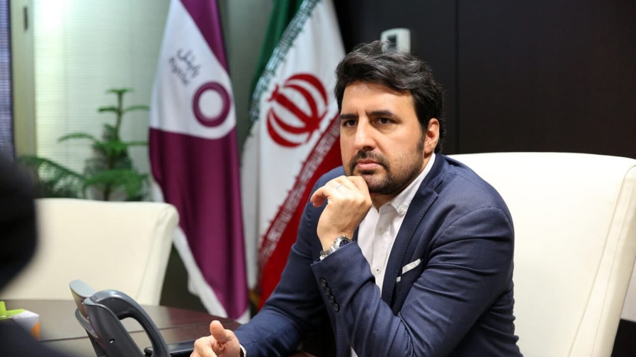 وزیر ICT دولت سیزدهم نگاه امنیتی به فضای مجازی را کمرنگ کند