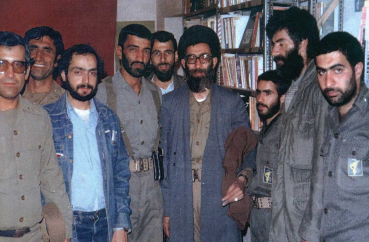 طولانی&zwnj;ترین گروگان&zwnj;گیری تاریخ معاصر/ این پاسدار اسم &laquo;حزب&zwnj;الله&raquo; را انتخاب کرد