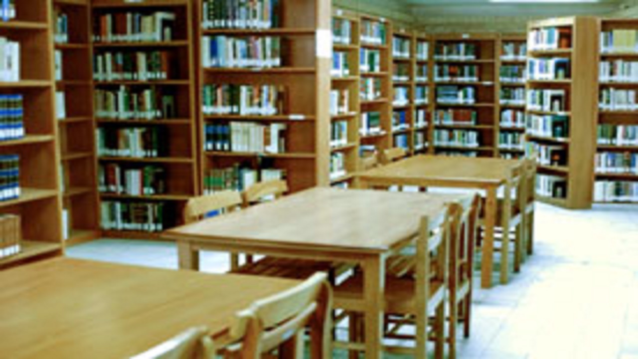 سالن‌های مطالعه کتابخانه‌های عمومی تعطیل است