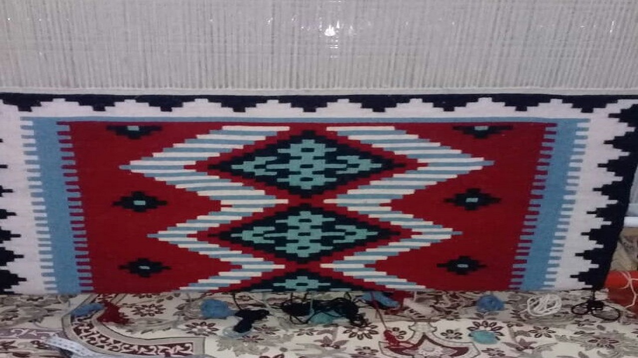 حمایت مجتمع صنعتی چادرملو از هنر دست اردکانیان