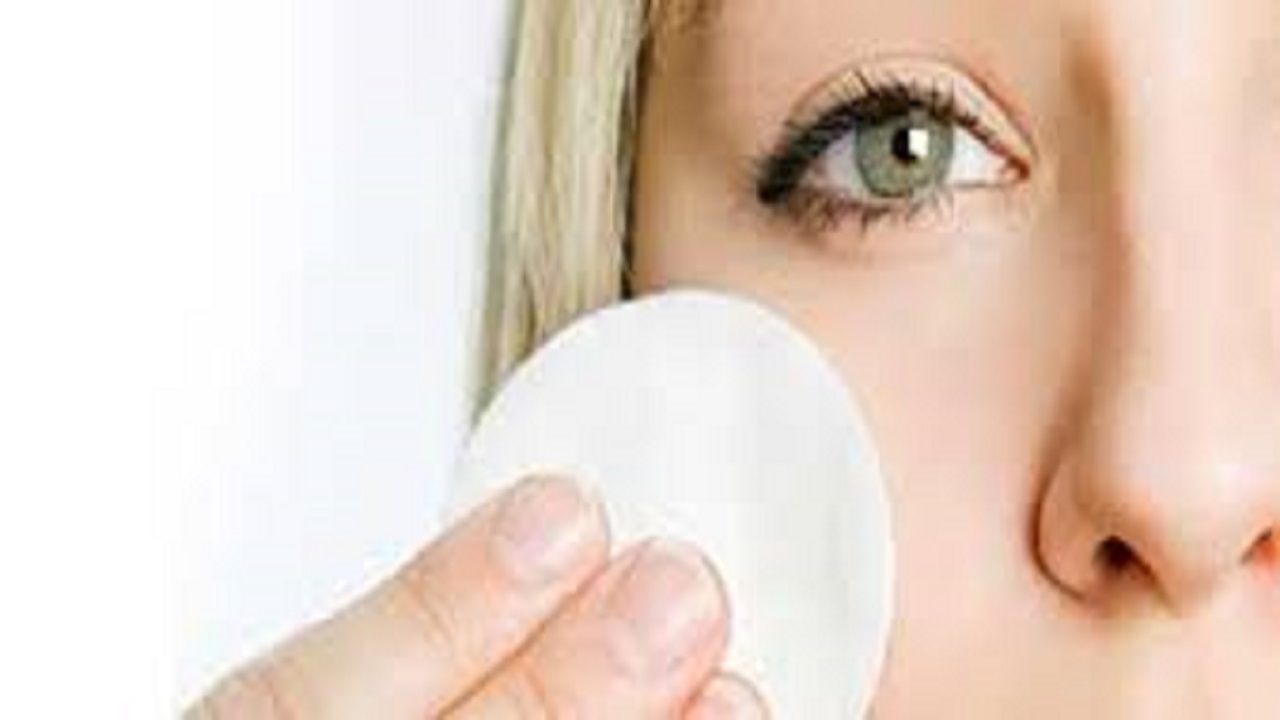 انواع پاک کننده آرایش صورت را چند بخریم؟