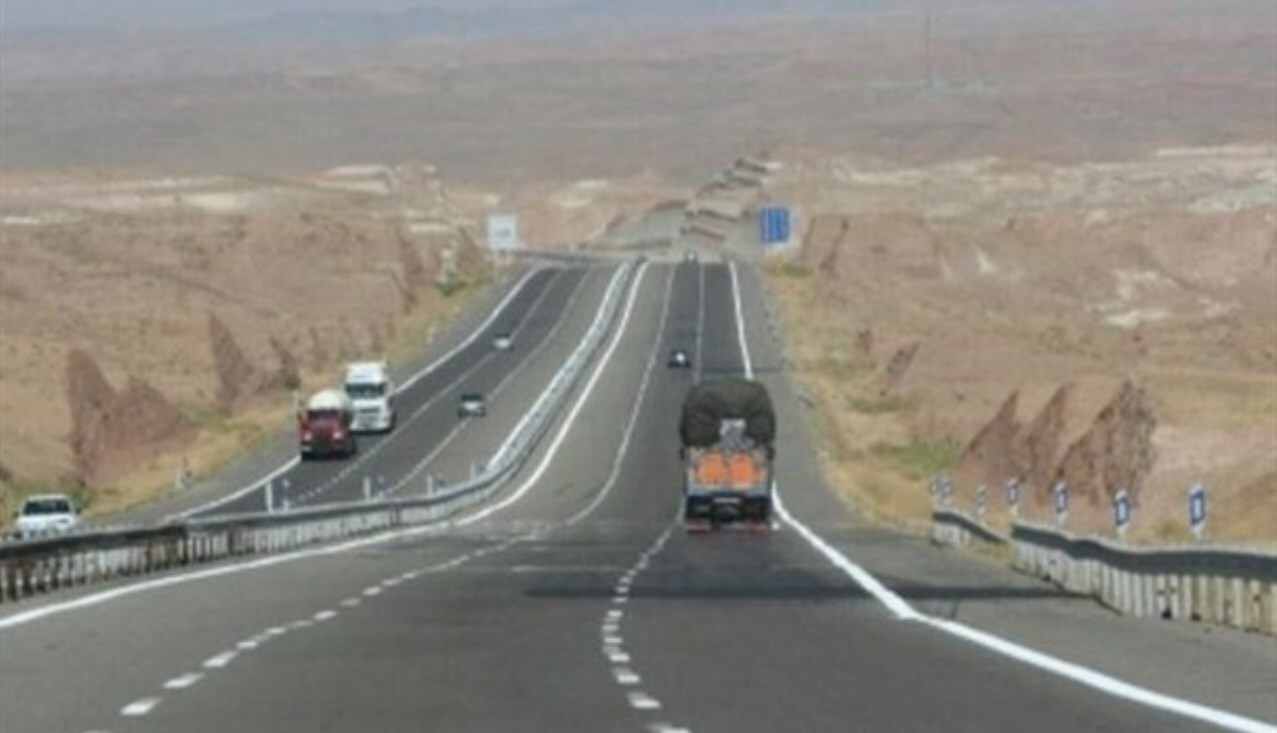 انسداد جاده رودان به کهنوج از امشب