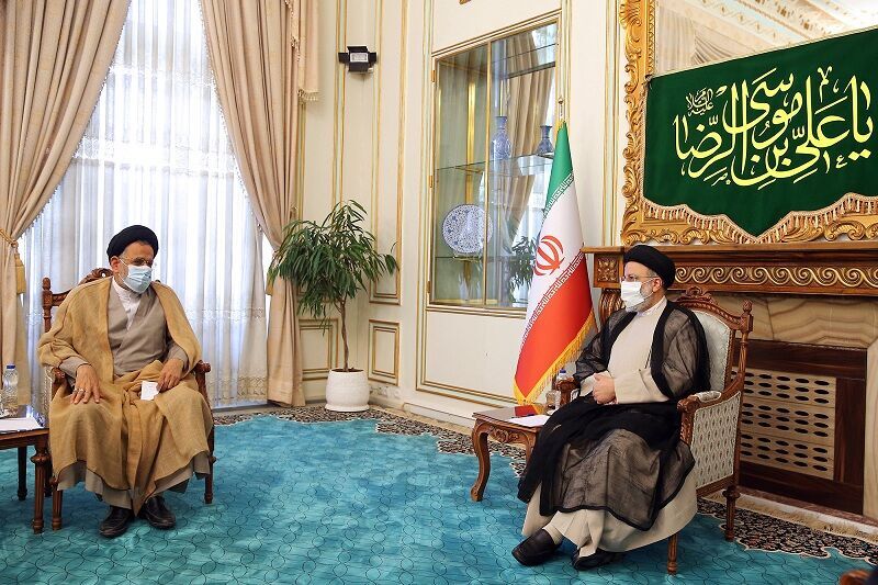 ۱۲ نفر از پاستور به دیدار رئیسی رفتند/ آنچه در جلسات وزرای دولت با رئیس جمهور منتخب گذشت ۱۲ نفر از پاستور به دیدار رئیسی رفتند/ آنچه در جلسات وزرای دولت با رئیس جمهور منتخب گذشت