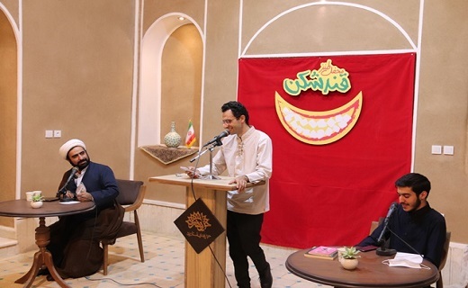 برگزاری سی و یکمین محفل طنز قندشکن یزد +تصاویر