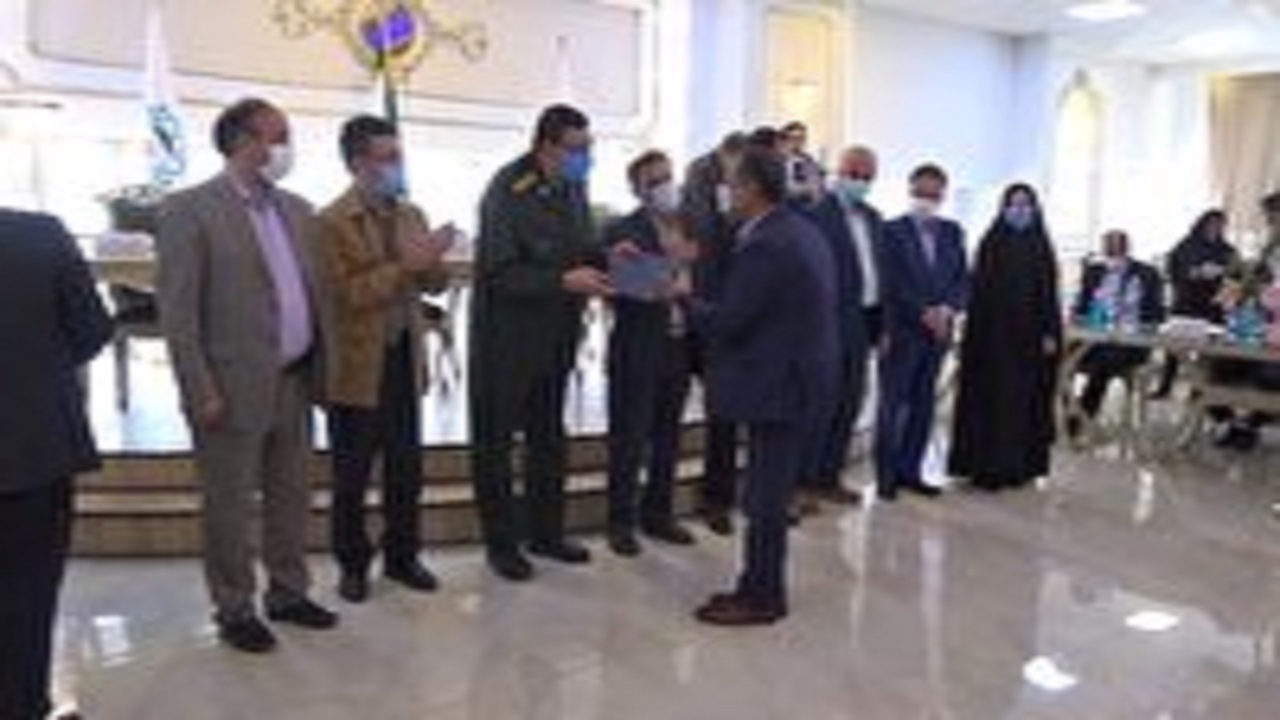 تجلیل از شهرداران برتر استان سمنان