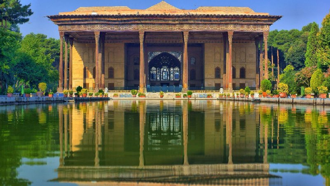 تعطیلی آثار تاریخی و گردشگری اصفهان