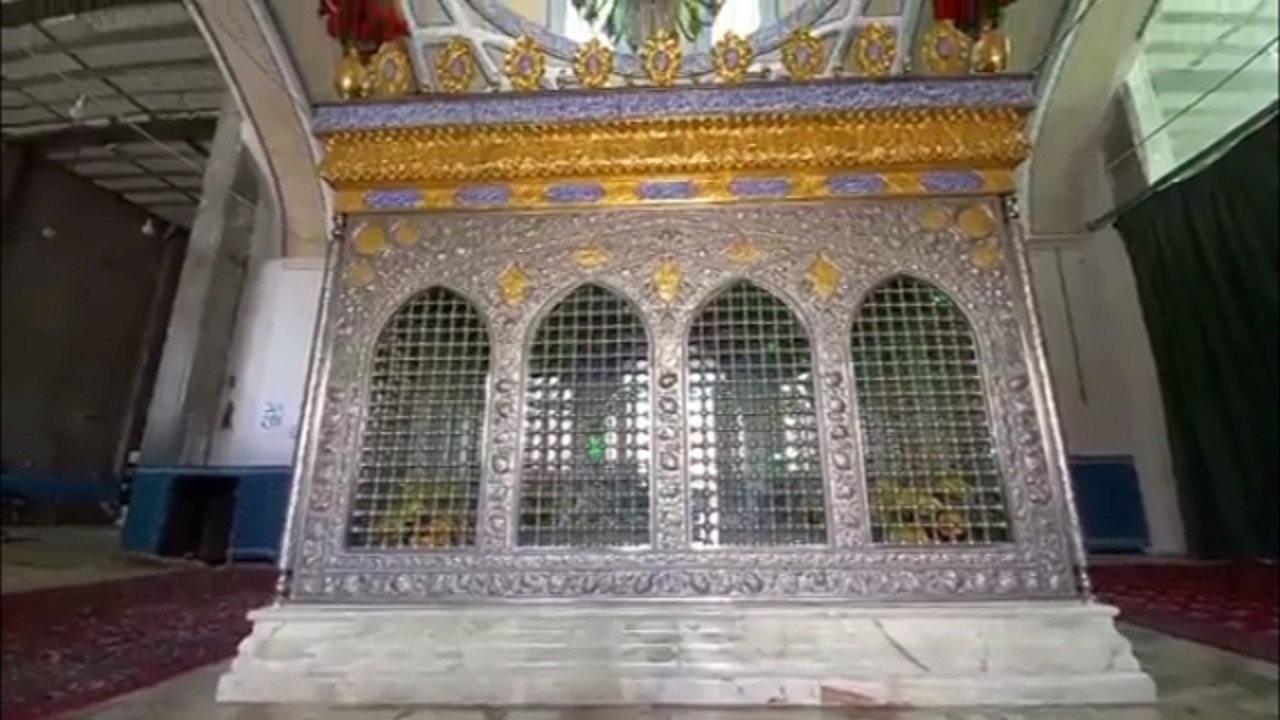 نمایی زیبا از آستان مقدس امامزاده ابراهیم (ع) در آران و بیدگل + فیلم
