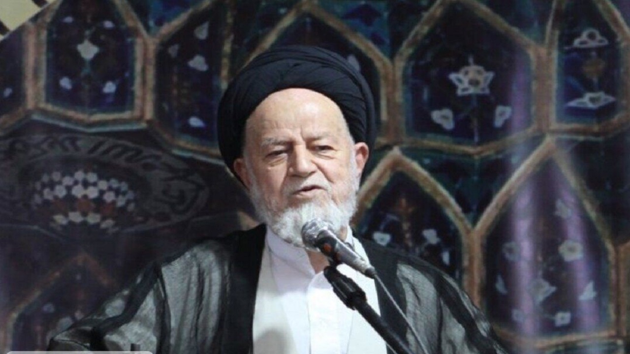 حتی با خاموش کردن یک لامپ در مصرف برق صرفه جویی کنیم
