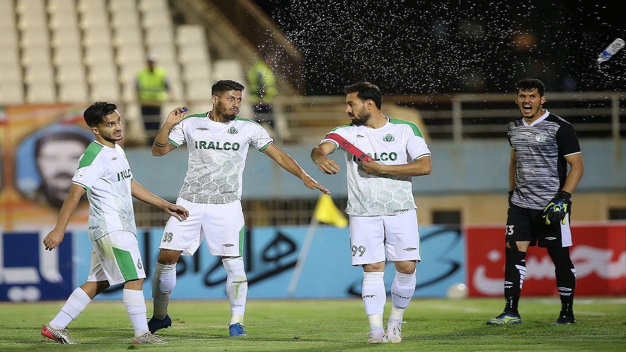 آلومینیوم با تیمی کامل به مصاف پرسپولیس می‌رود