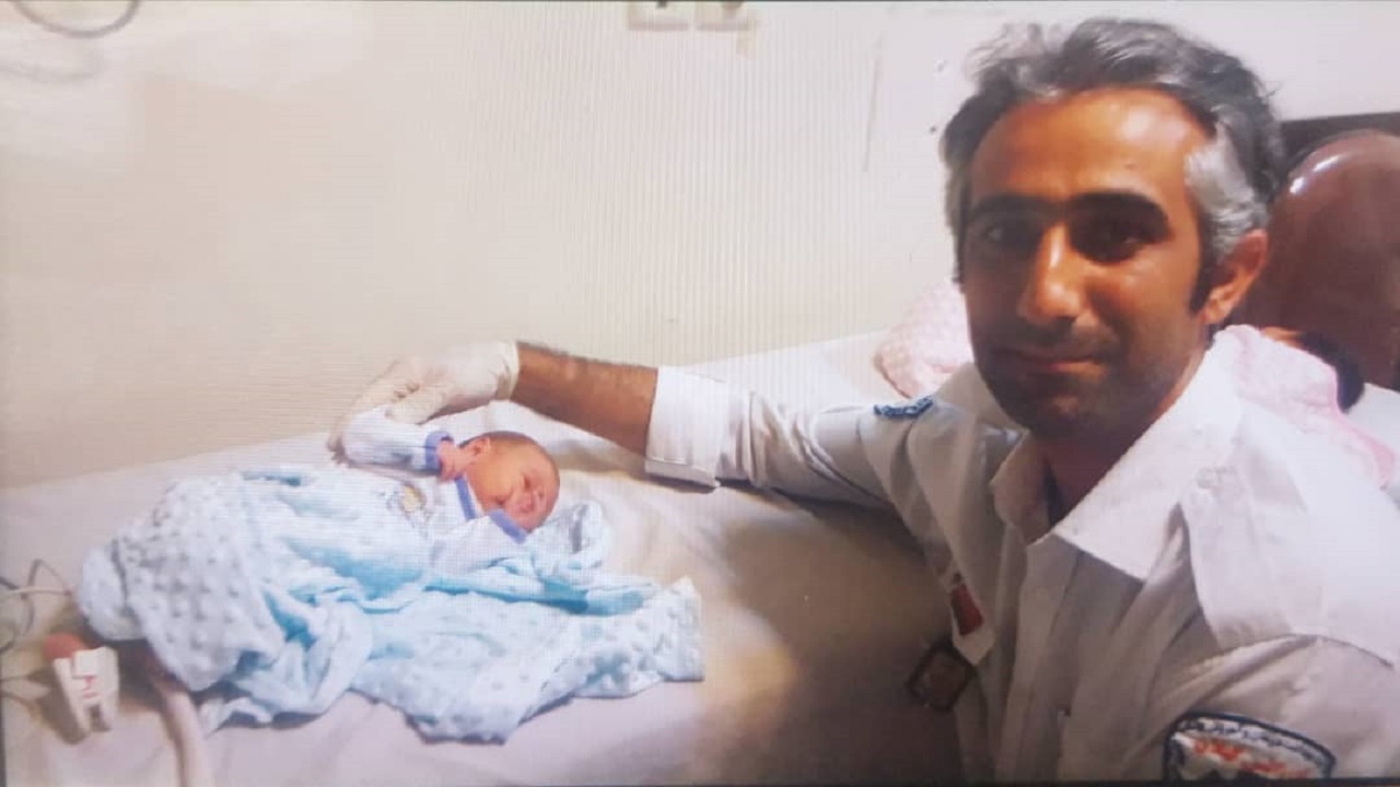 نجات نوزاد ۴ روزه گیلانی از مرگ حتمی