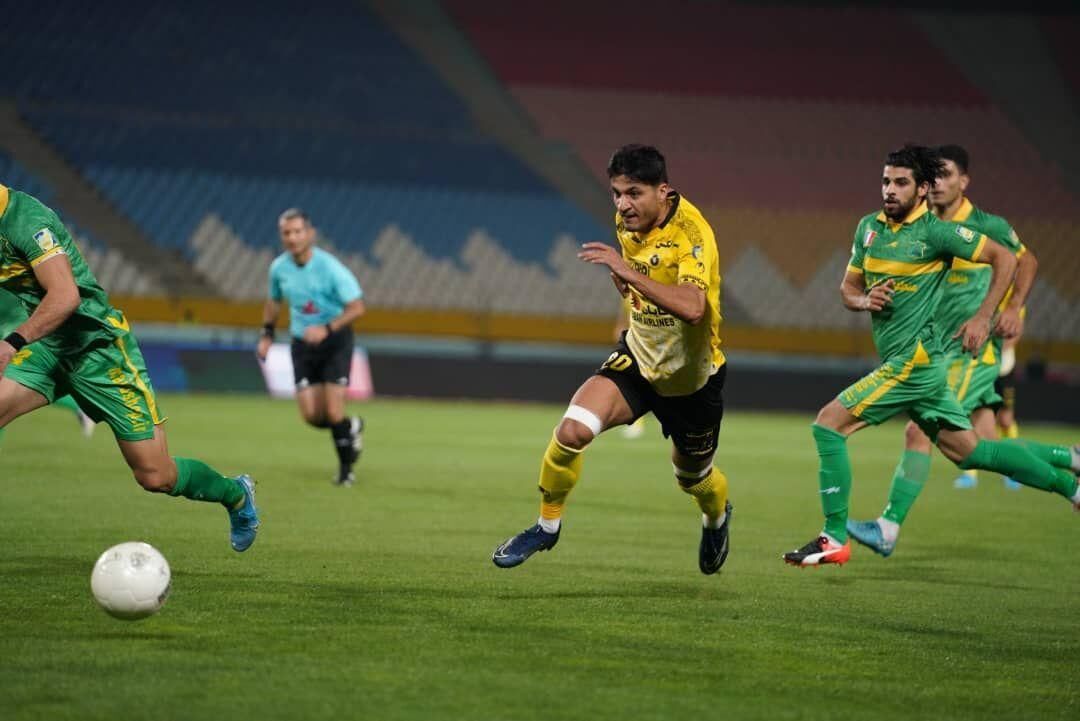 سایپا تهران- استقلال؛ فرهاد به فراز رسید/ پرسپولیس-آلومینیوم؛سرخ ها به سد استقلالی ها رسیدند