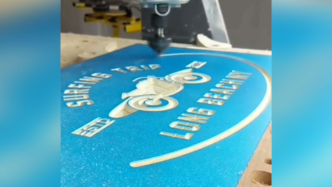 فیلمی جالب از حکاکی روی چوب با استفاده از فرز CNC