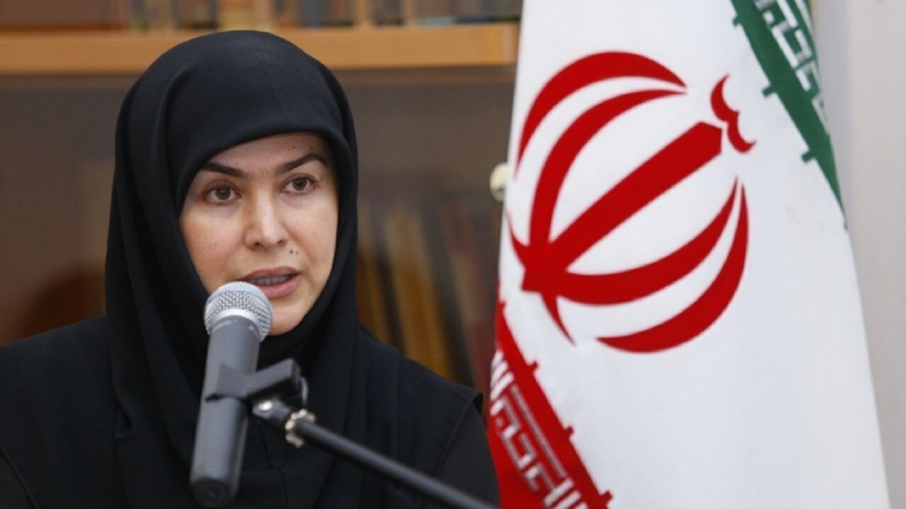 بیش از ۵ میلیارد تومان کمک بلاعوض به ۴۲۲ هنرمند صنایع‌دستی
