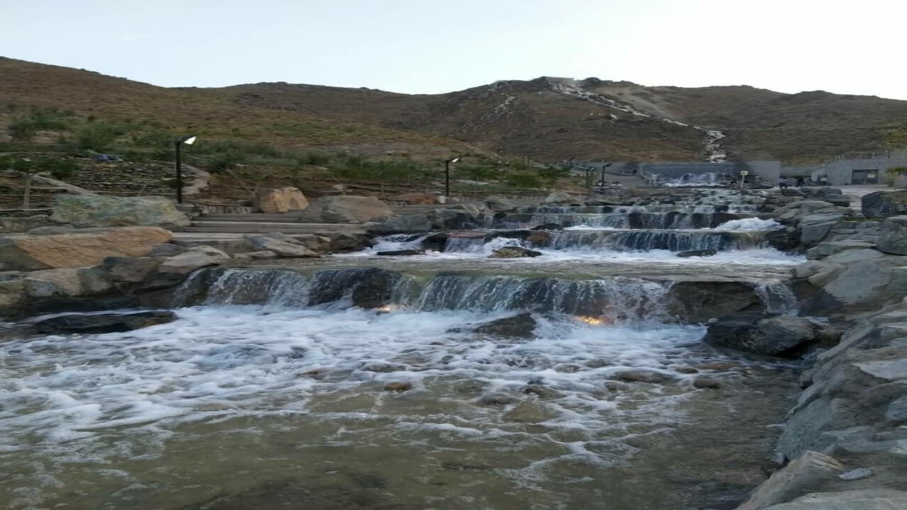 کوهشار، بزرگترین آبشارمصنوعی ایران