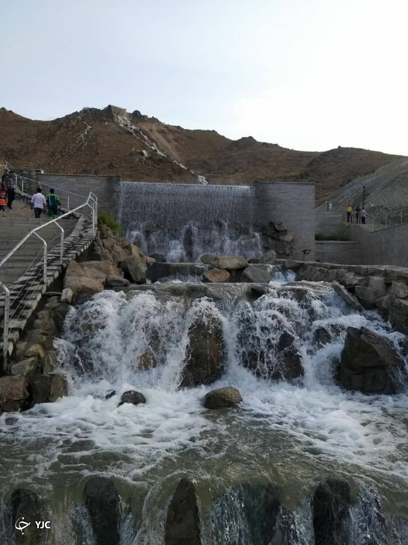کوهشار، بزرگترین آبشارمصنوعی ایران