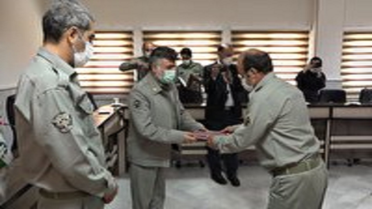 قدردانی از ۶ محیط بان نمونه استان سمنان
