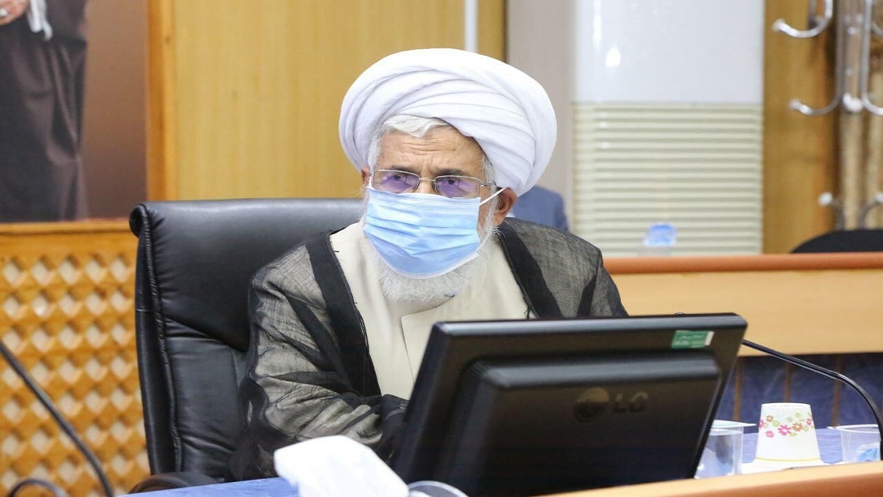 سبک زندگی اسلامی به عنوان یک اصل مهم در زندگی تقویت شود