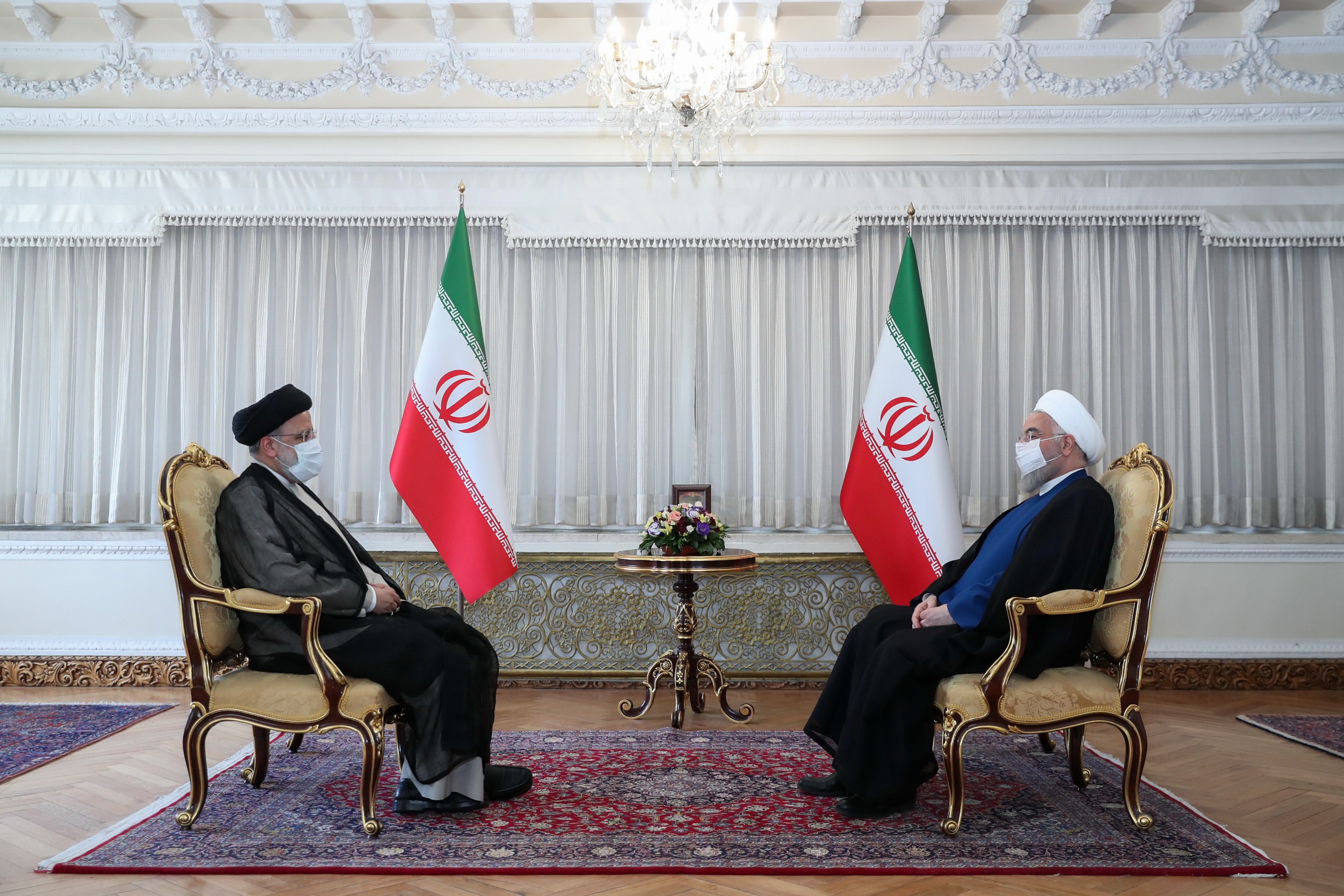 برگزاری جلسه دوم رئیس جمهور منتخب با روحانی