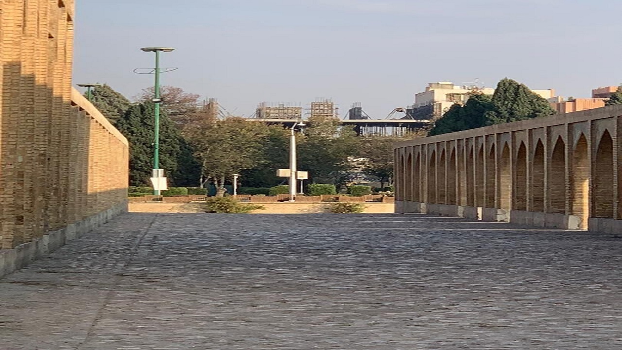 حریم منظری  پل خواجو اصفهان ، همچنان اسیر کمند ساخت و ساز