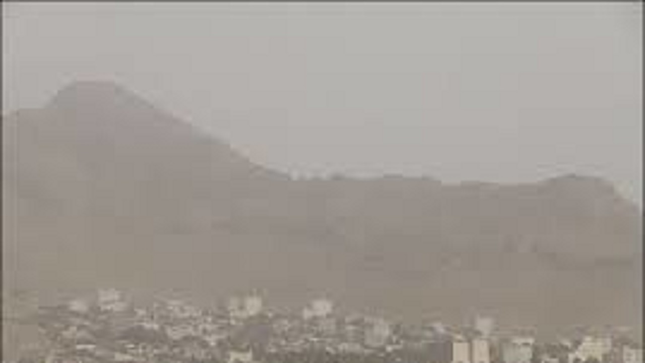 غبارآلودگی هوا در استان اصفهان ادامه دارد