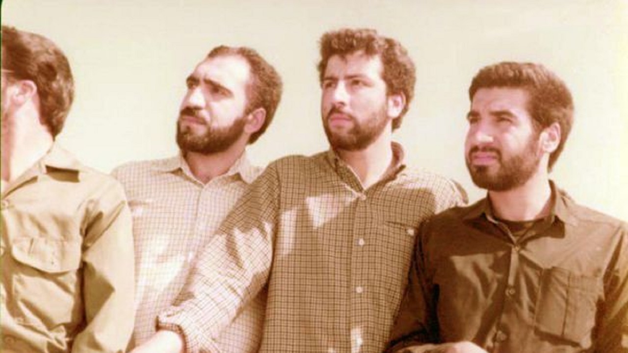 انتشار نخستین زندگی نامه حجت الاسلام رئیسی/ پرده برداری از حضور رئیس جمهور منتخب در وقایع تاریخی دهه شصت