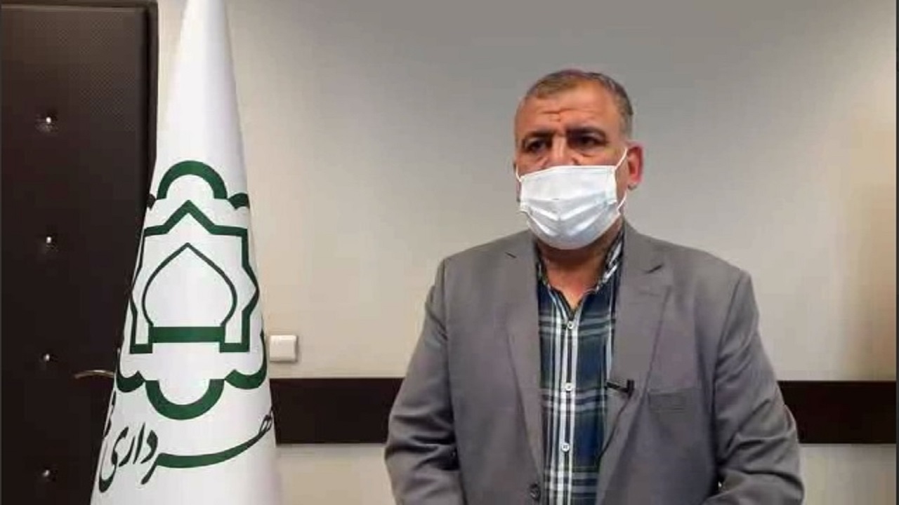 برخورد فیزیکی با عوامل شهرداری قم در قلعه صدری/ دو خودرو در آتش سوخت