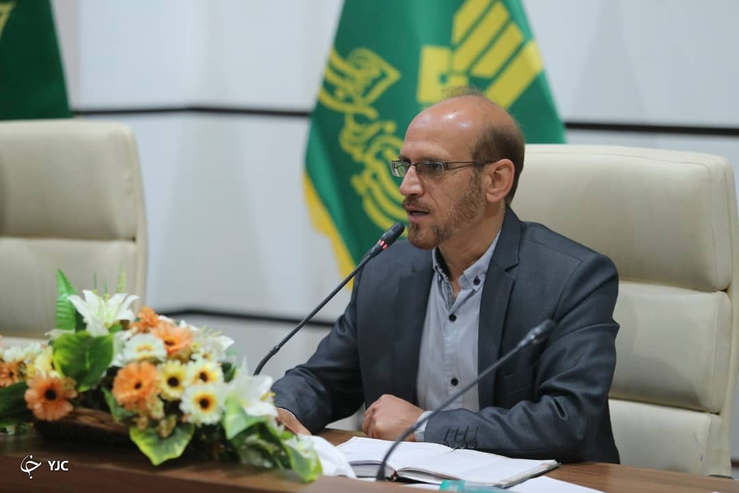 اقامه دوباره نماز جمعه شیراز در حرم مطهر شاهچراغ (ع)