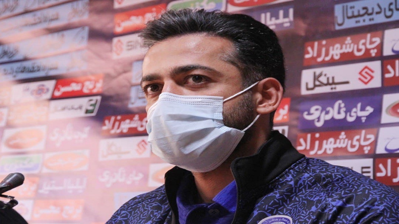 الهویی: من را هم محروم کنید/ داوران فوتبال حتی برای معذرت خواهی شجاعت ندارند
