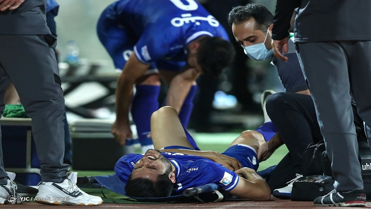 احتمال غیبت مدافع استقلال در دیدار مقابل پرسپولیس