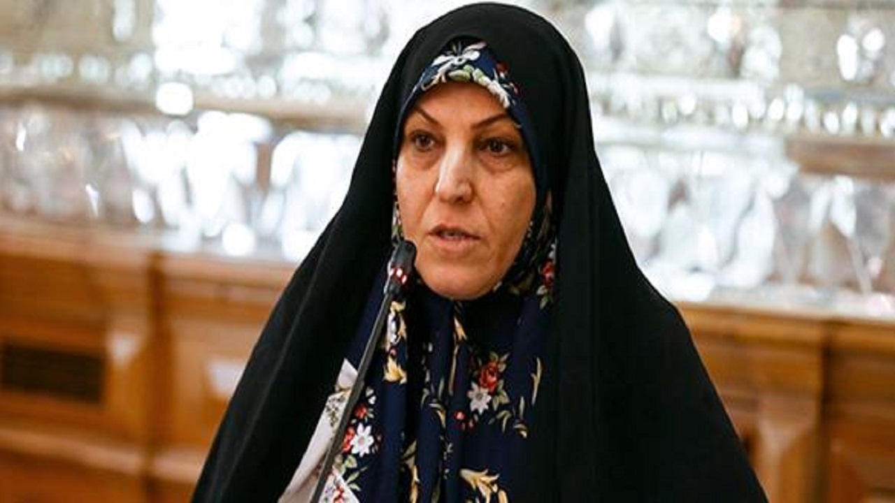 برخی کشور‌ها به دنبال کم رنگ کردن حجاب هستند