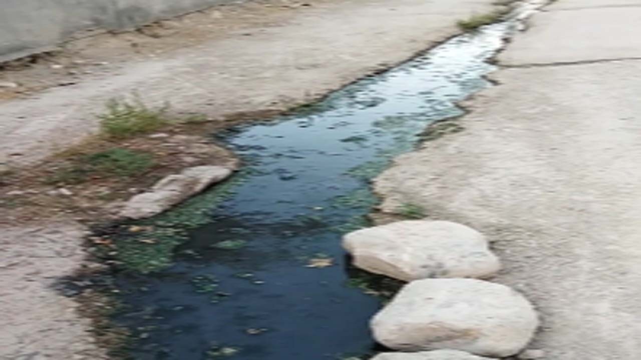 از