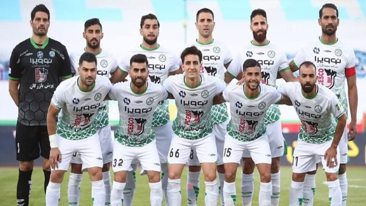کادر فنی تیم فوتبال ذوب آهن به کنفرانس خبری نرسید