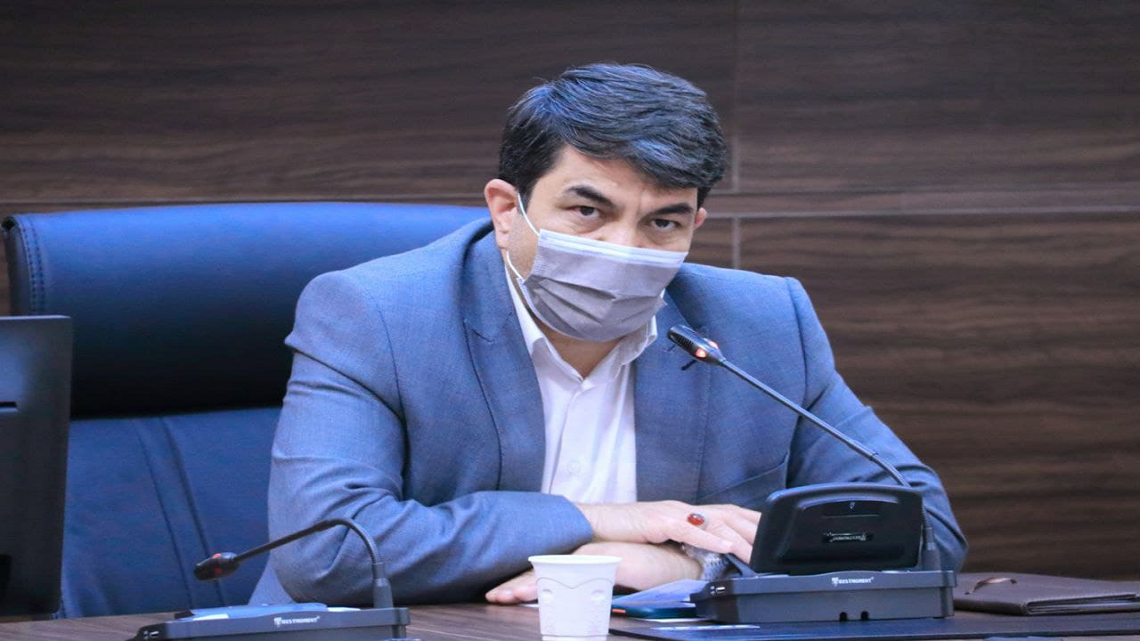 محل اقامه نماز جمعه می‌تواند پایگاهی برای رفع مشکلات مردم باشد