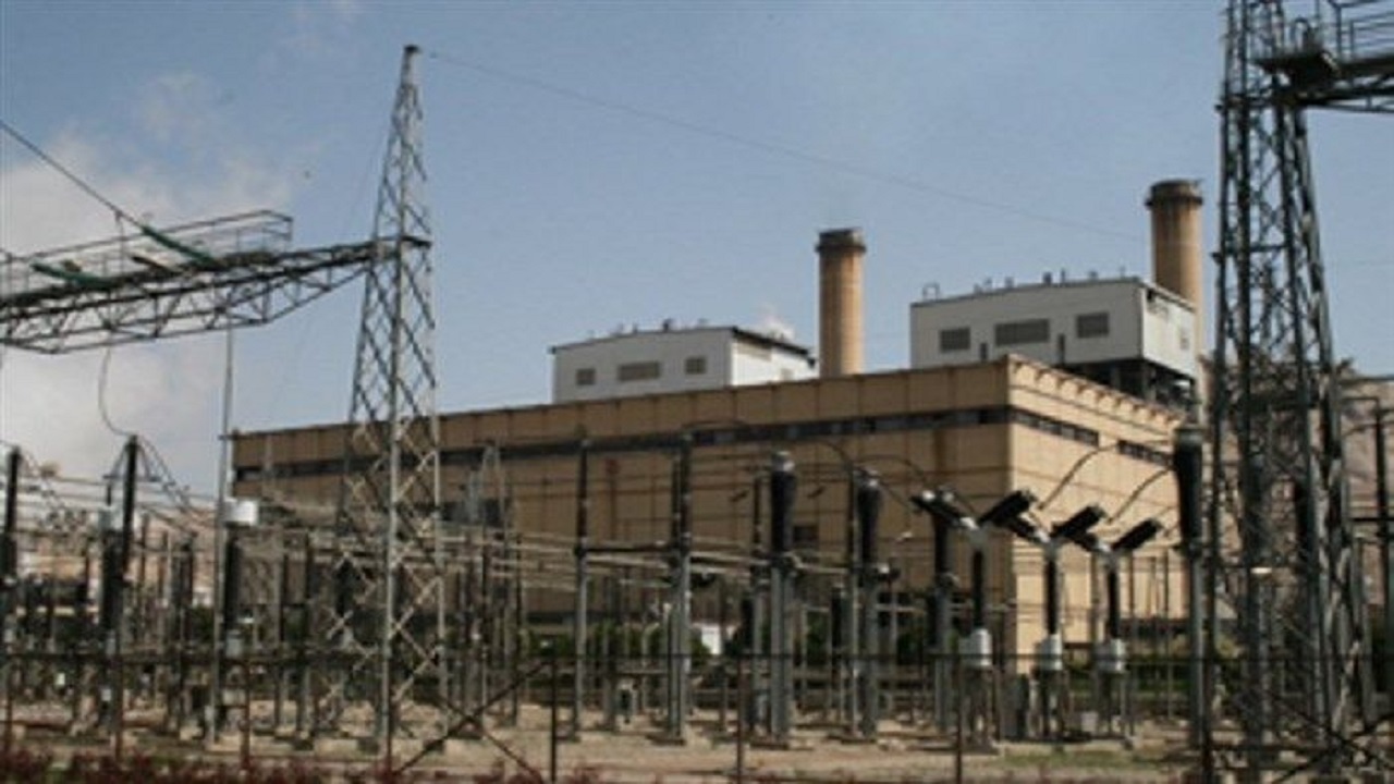 فعالیت نیروگاه اصفهان با نیمی از ظرفیت