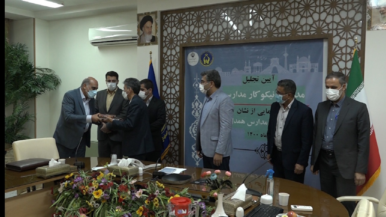 تحصیلِ ۴۸۴ دانش آموز اصفهانی نیازمند در مدارسِ همدل
