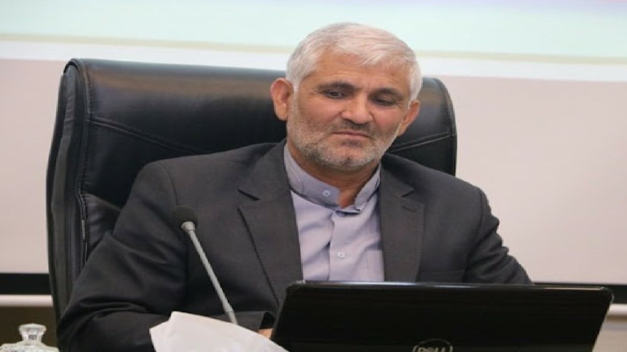 معلمان و دانش آموزان برای ارسال آثار به جشنواره ملی نوجوان سالم اقدام کنند