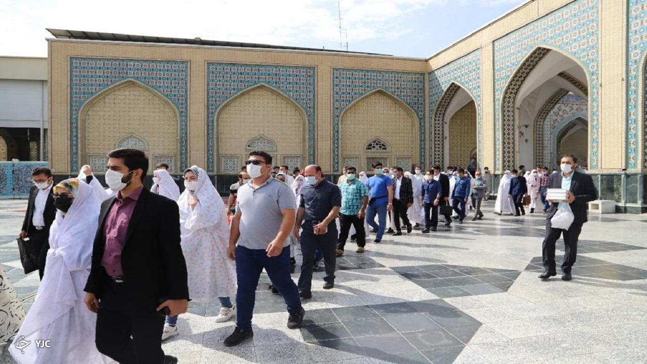 مراسم ازدواج ۲۵۰ همسفر تا بهشت در حریم رضوی+ تصاویر