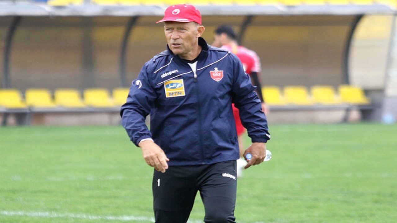 درخواست باشگاه پرسپولیس به فیفا برای پرداخت مطالبات کالدرون