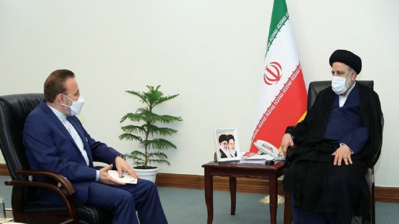 دیدار واعظی با رئیس جمهور منتخب
