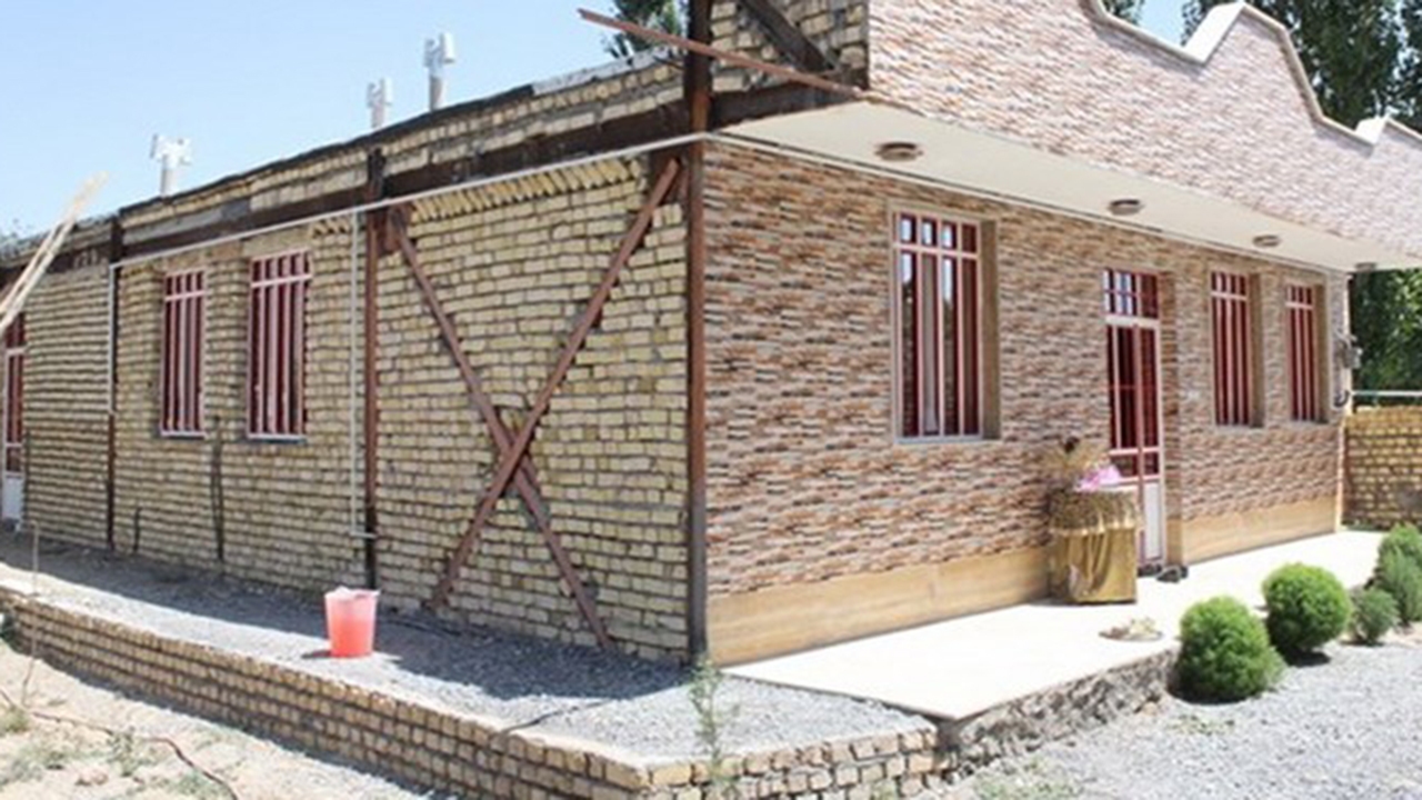 واگذاری ۵۱ خانه به مددجویان بهزیستی فارس