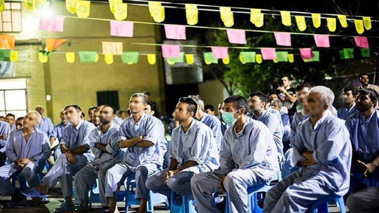 مجتمع "حرفه آموزی و توانمندسازی و صیانت از معتادین بهبود یافته"در انتظار سپری می کند