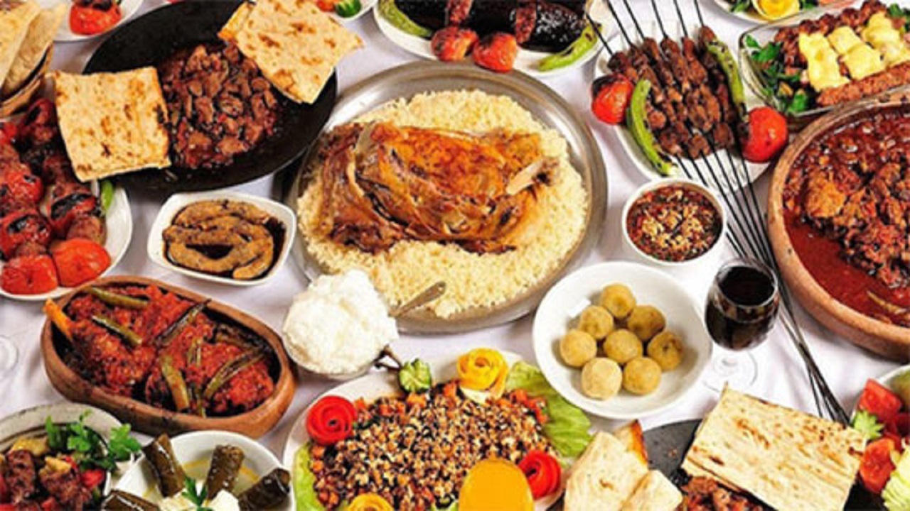 آموزش آشپزی؛ از ناچس میگو و پیتزای دودی رژیمی تا تیکا ماسالا با گل کلم + تصاویر