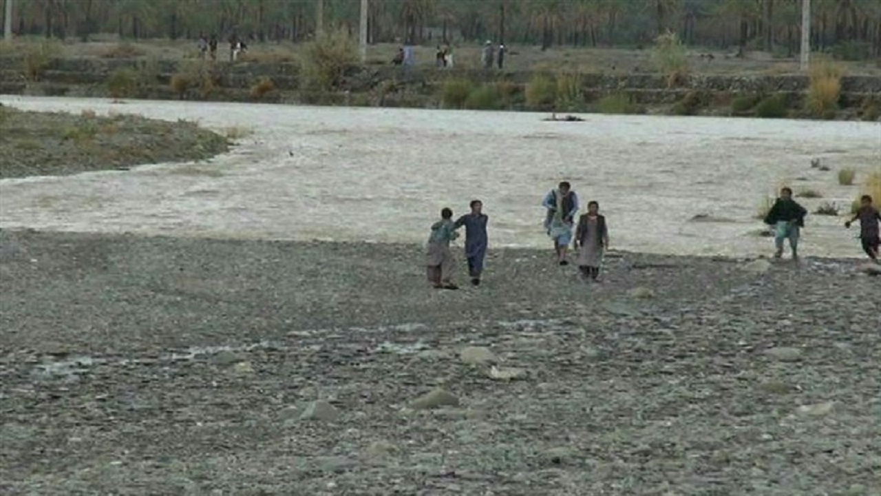 ادامه انسداد راه‌های روستایی قصرقند/ ۲۳ روستا هفته‌هاست راه ارتباطی ندارند