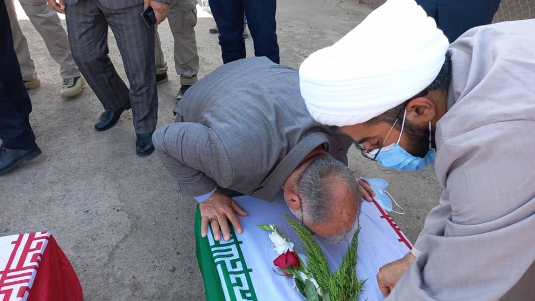 بازگشت پیکر ۴۳ شهید گلگون کفن به کشور بازگشت پیکر ۴۳ شهید گلگون کفن به کشور