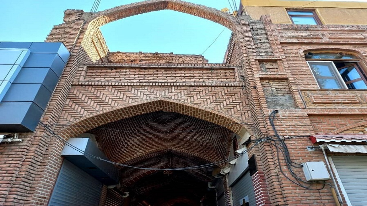 تکمیل مرمت سردر بازار شیشه‌گر خانه